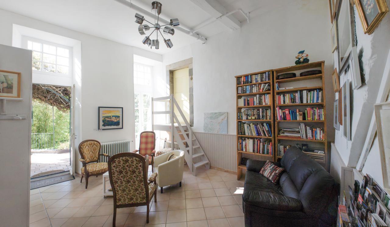 Maison De Mallast Montolieu Esterno foto
